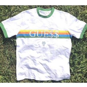 guess green and white t shirt